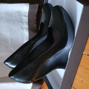 Alexander McQueen Slee Pump